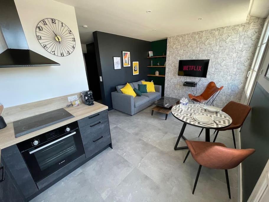 Zosca - Sils Apartment Caen Ngoại thất bức ảnh