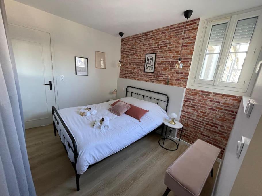 Zosca - Sils Apartment Caen Ngoại thất bức ảnh